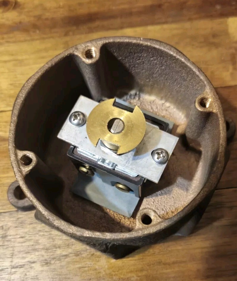 Paul Uhn Rotary Switch Brass