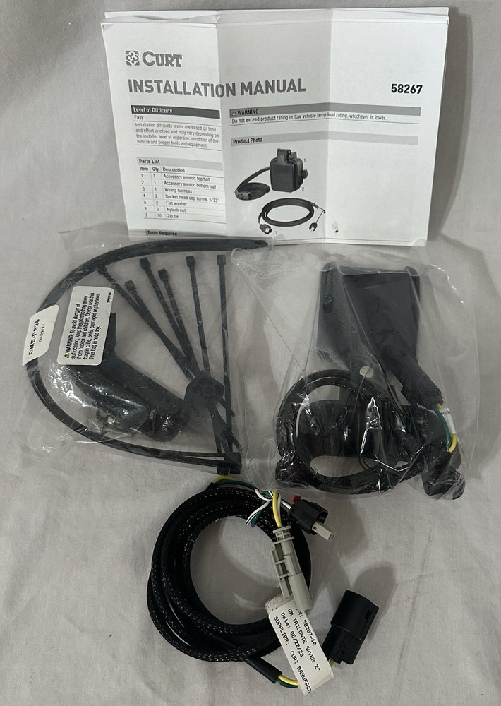 Curt MultiPro Multi-Flex Tailgate Sensor 2" Hitch Cap for 20-21 Chevy Silverado