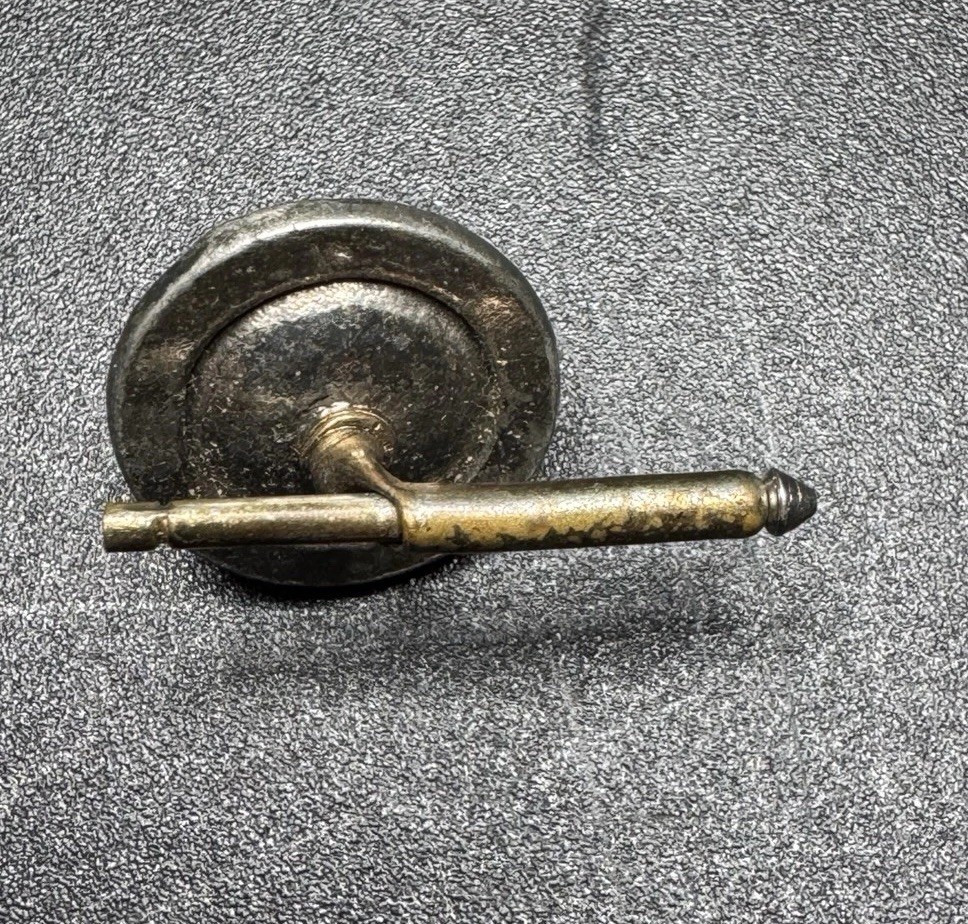 Antique Flower Top Spring Back Collar Stud / Shank Button – Brass Tone