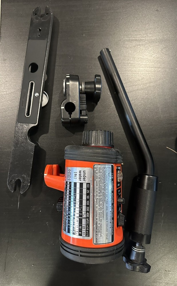 Nikon Nikonos V 35mm Complete Package