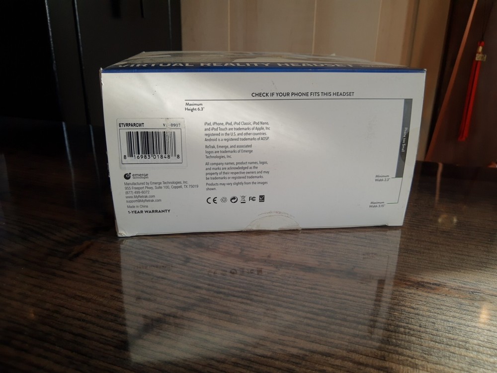 Arcadia 360 Virtual Reality Headset Smartphone VR Headset White