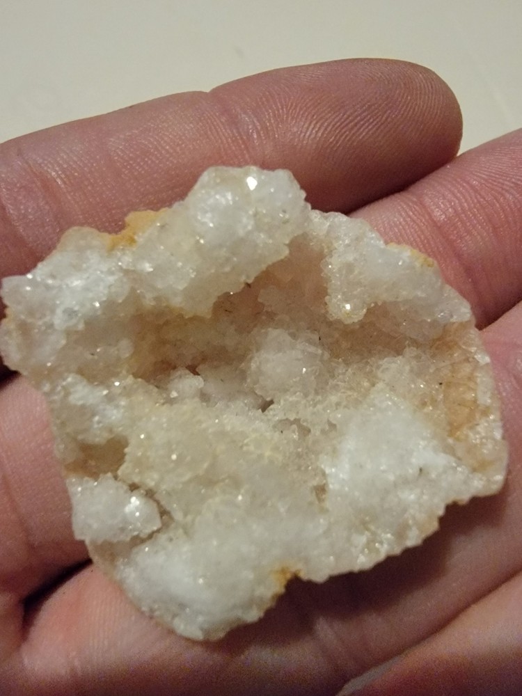 2 Quartz Crystals Geodes Rocks Small Calcite