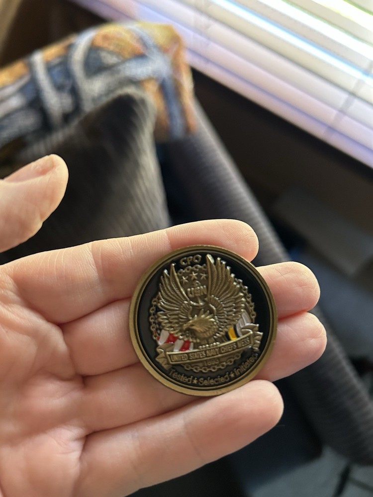 19 US Navy Metal Collection