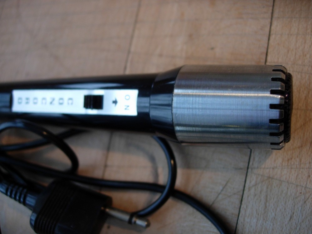 Vintage Concord D-305 Dynamic Microphone New Condition