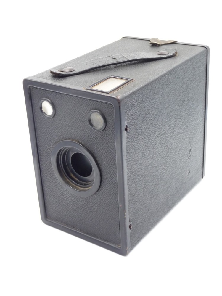 Agfa Ansco D-6 Cadet box camera