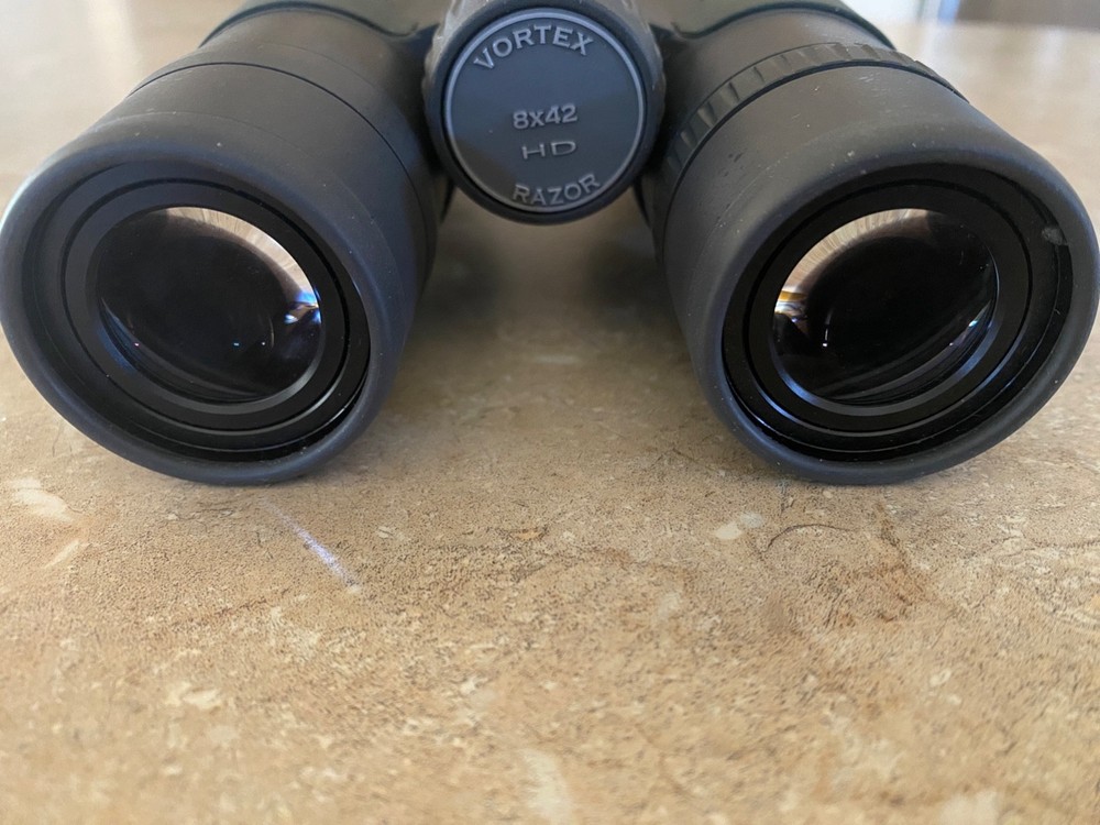 VORTEX RAZOR 10x42 Binoculars - Matt Green - Excellent Condition
