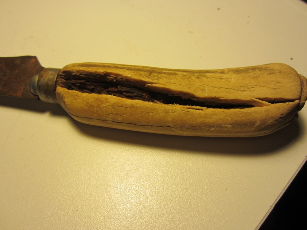 Antique Deer Horn knife Maker History