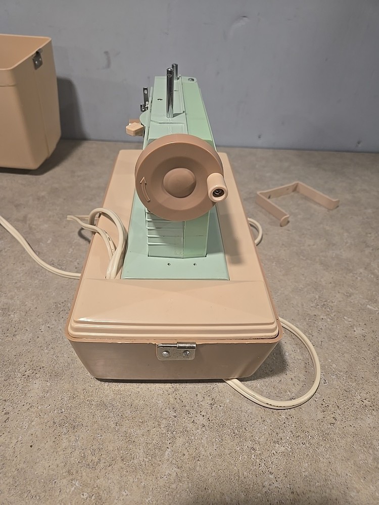 signature junior sewing machine