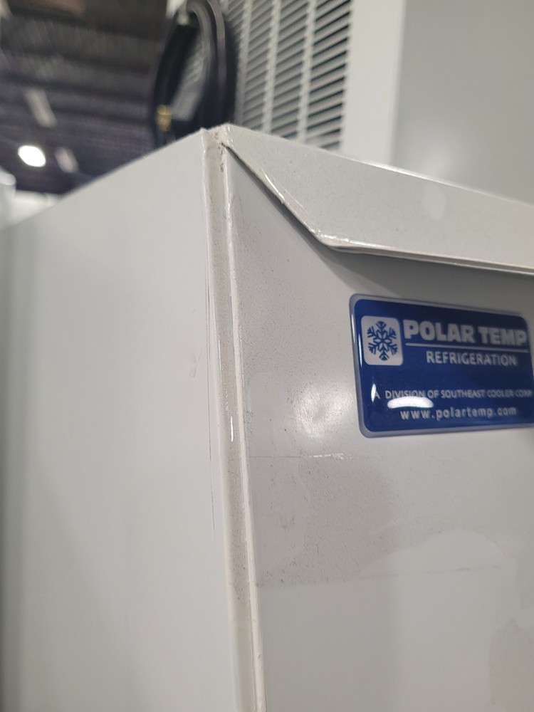 Polar Temp 380CWP Ice Merchandiser Scratch/Dent