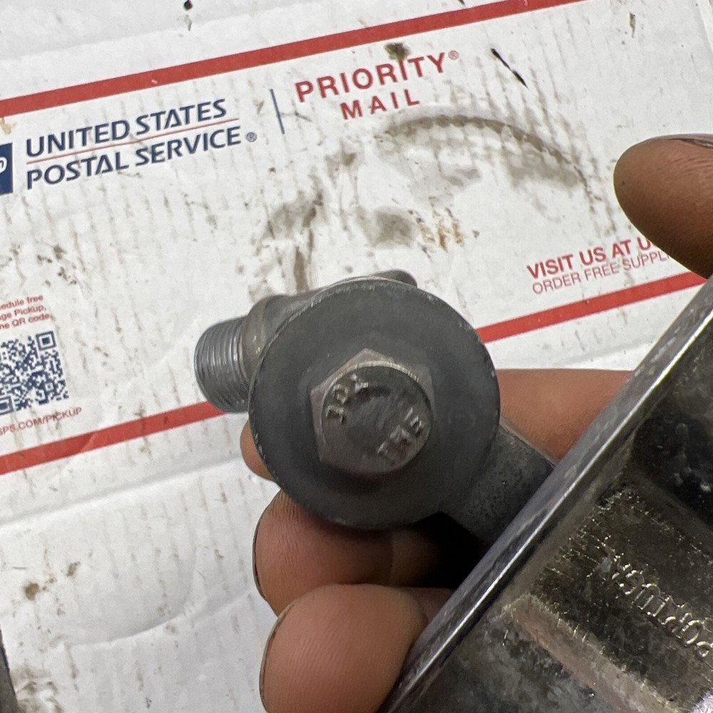 Boat antenna base mount