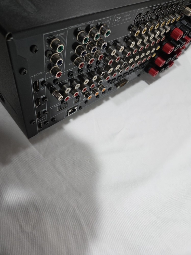 Yamaha RX-V2700 AV Receiver