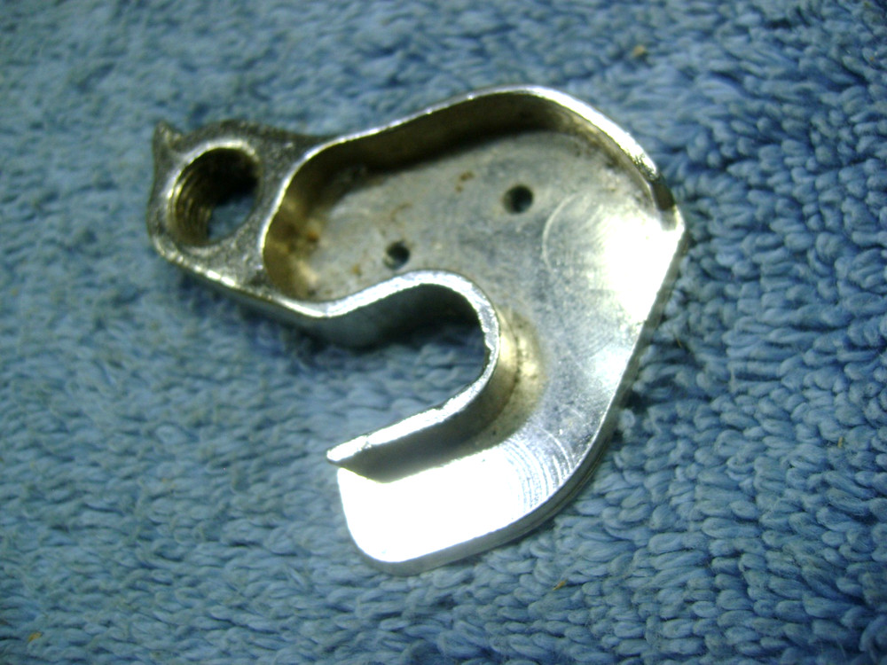 NOS Genuine, Specialized Derailleur Hanger, 989-4265