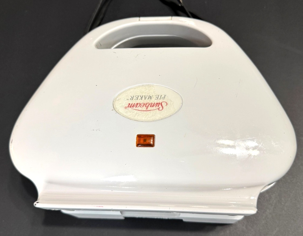 Vintage Sunbeam Pie Maker Model 4805