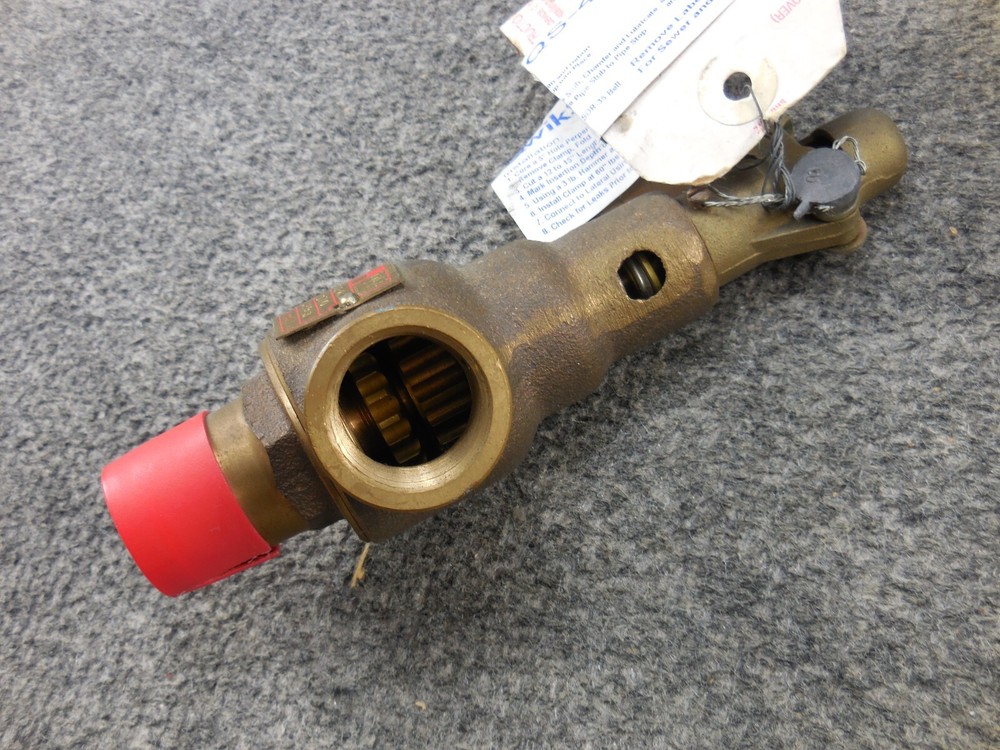 Unused 3/4 in. x 3/4 in. Lonergan FBF-D Set at 15 PSI Brass Safety Relief Valve