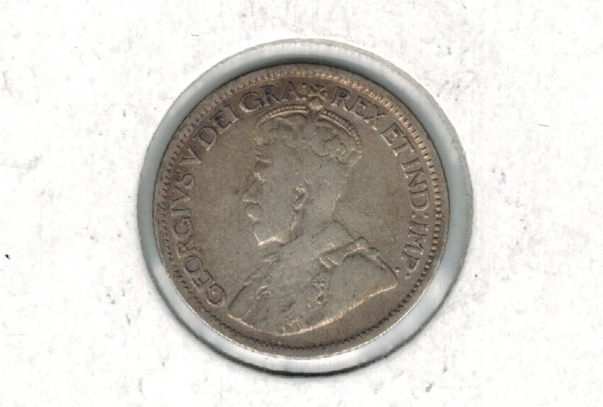 1913 SILVER Canadian Dime