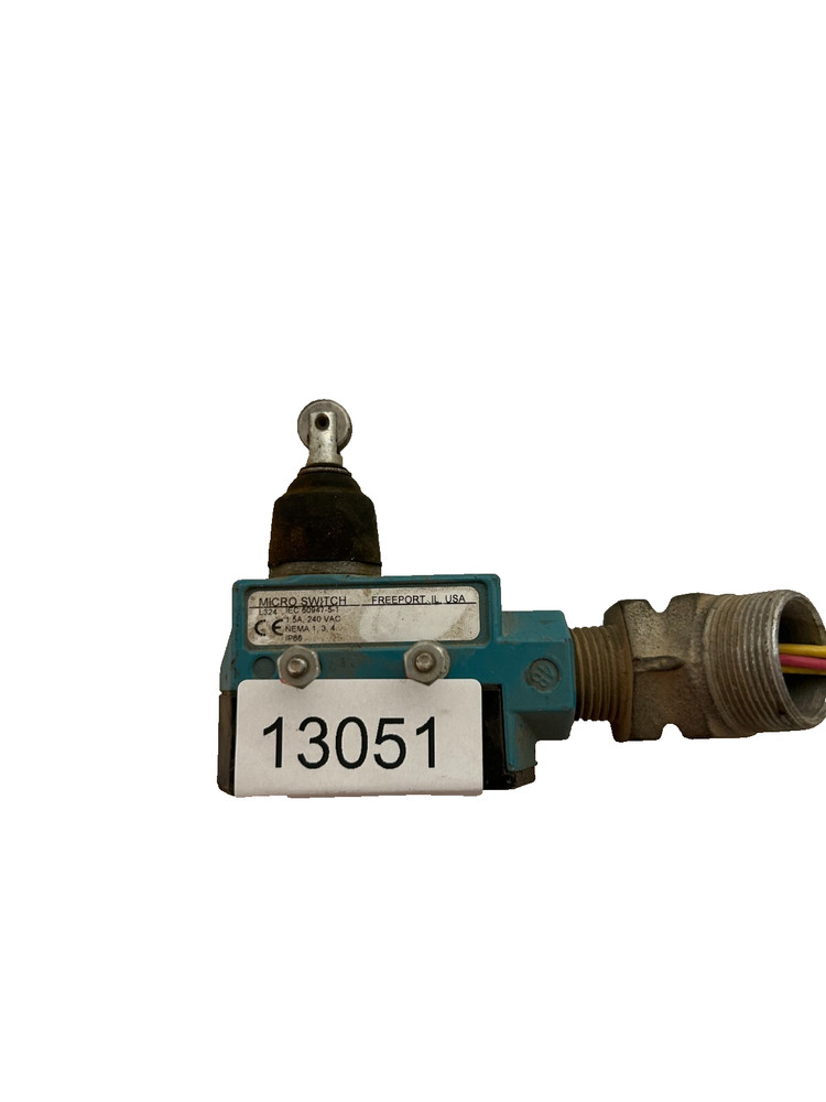 Honeywell DTE6-2RN80 Micro Switch, 10A 120 OR 250VAC