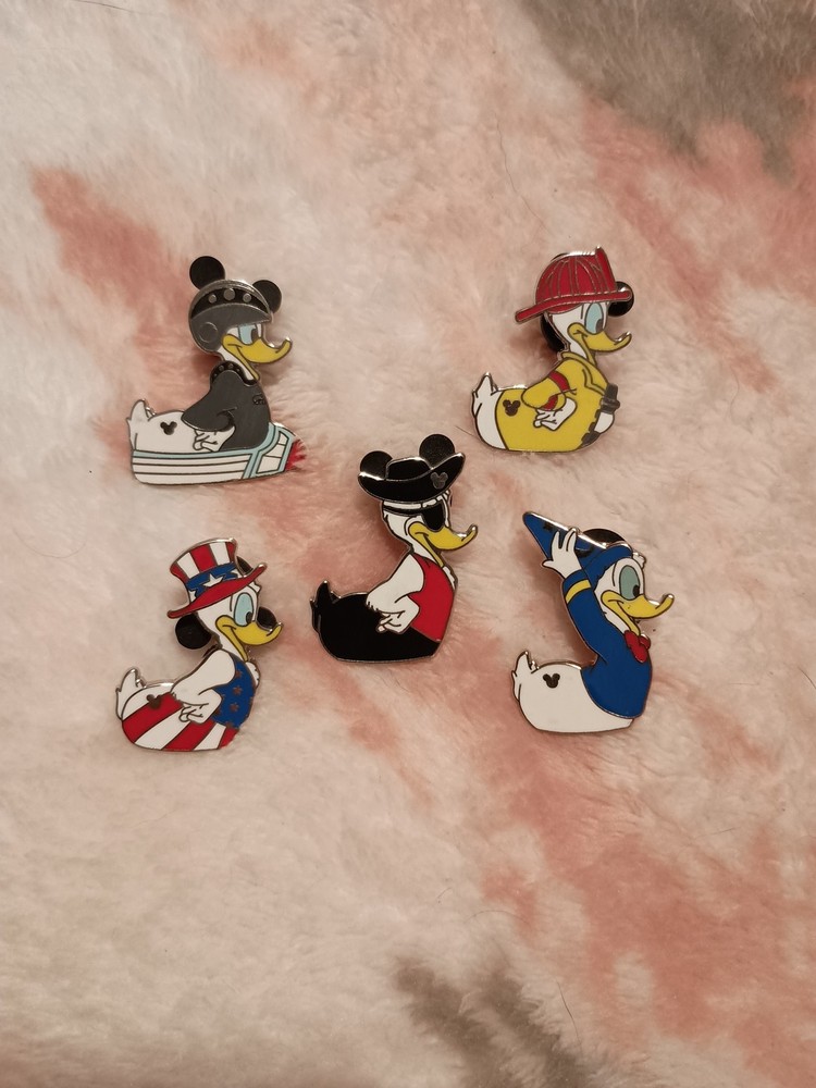 Donald Duck 2024 Holidays.