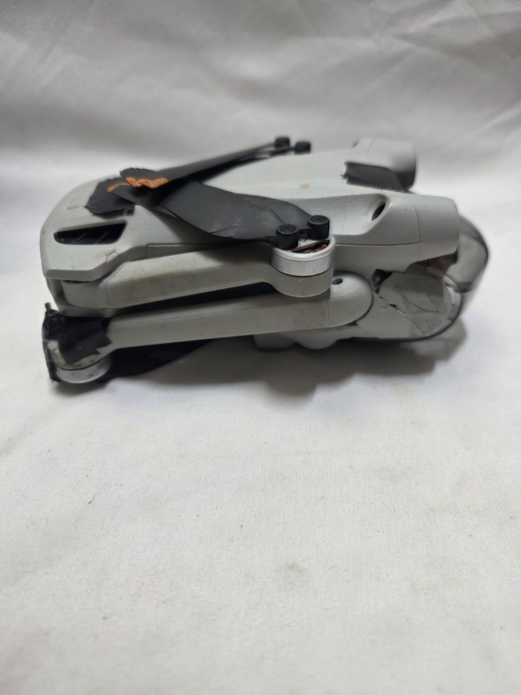 DJI Mini 3 Drone w/ Controller & Case – Video & Zoom Powers On-Gimbals Broken