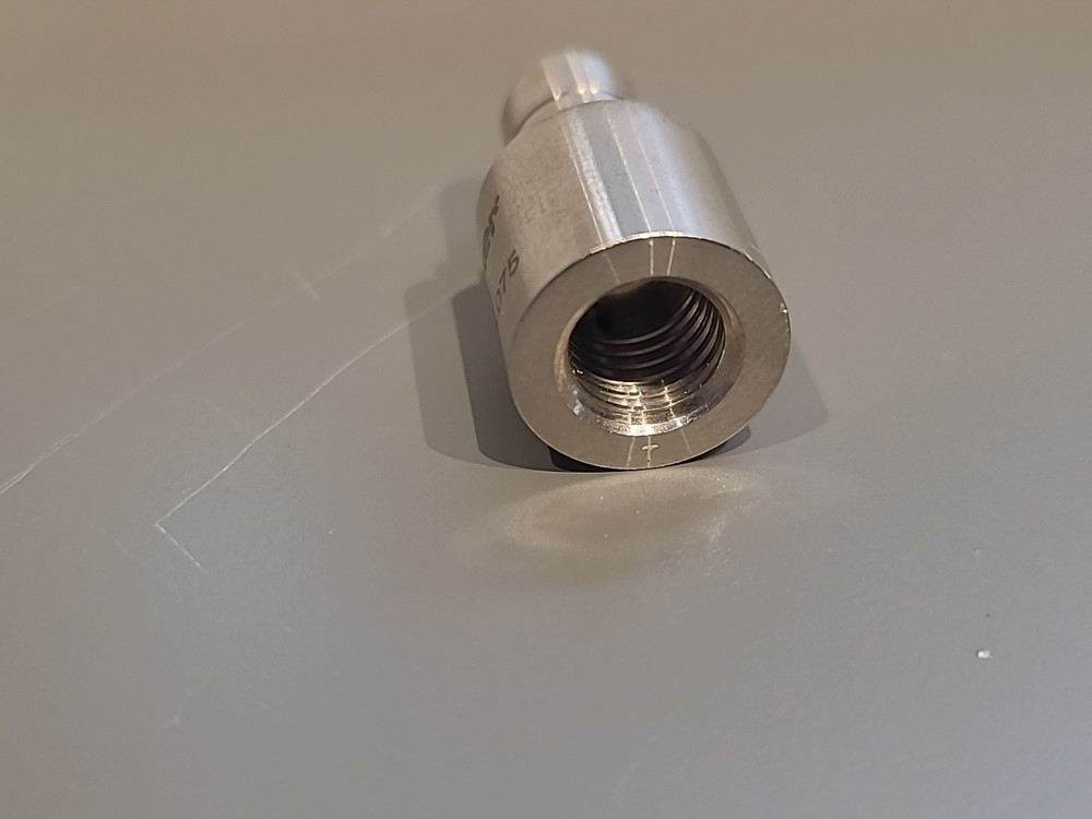 Stryker Light Source Adaptor