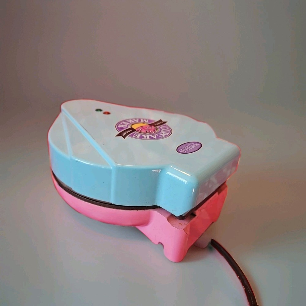 Nostalgia Electrics Mini Cupcake Maker