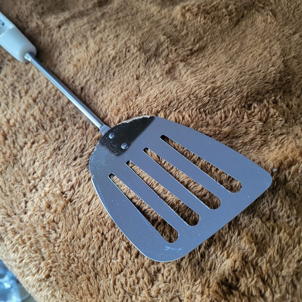 Left Hand Spatula
