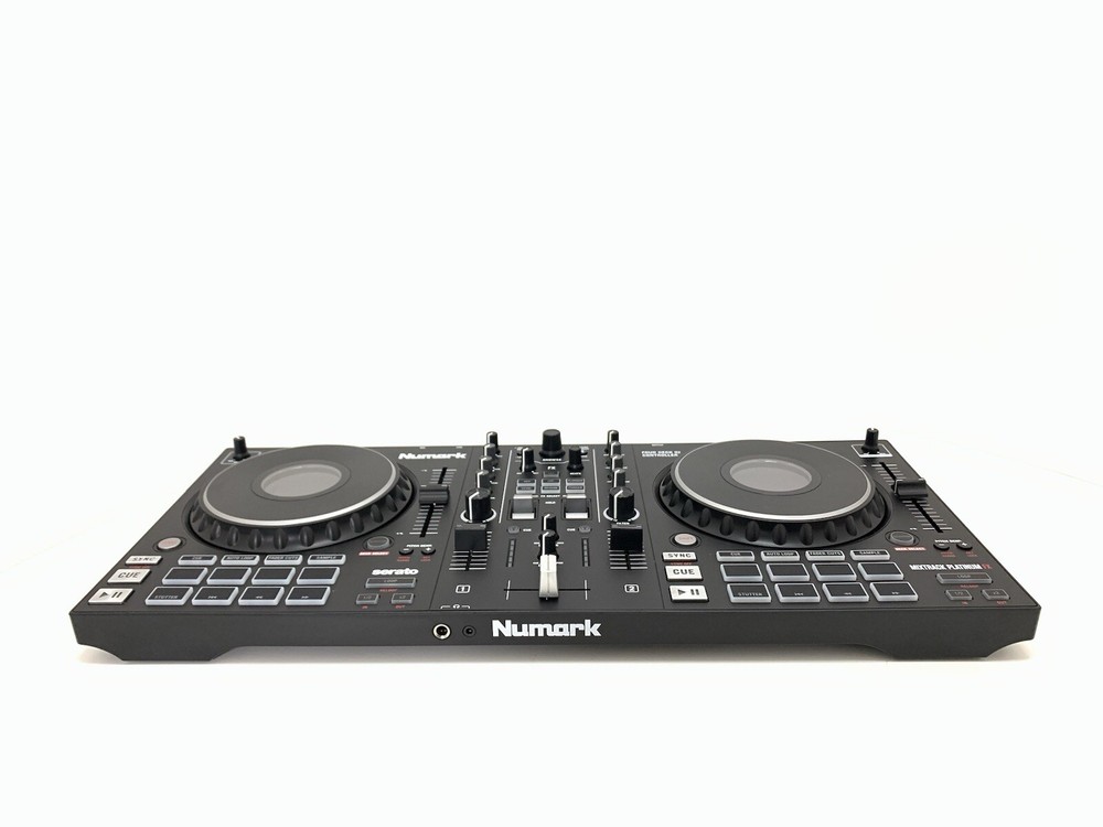 Numark Mixtrack Platinum FX 4 Deck DJ Controller Serato USB Mixer Work Good Look
