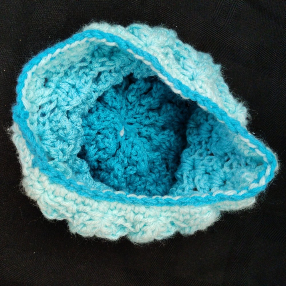 Blues Handmade Knitted Winter Cap / Hat