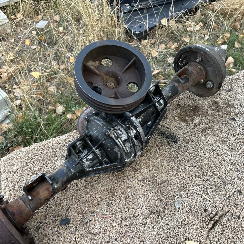 CUSHMAN TITAN Model 4000 Burden Carrier Rest End Transaxle