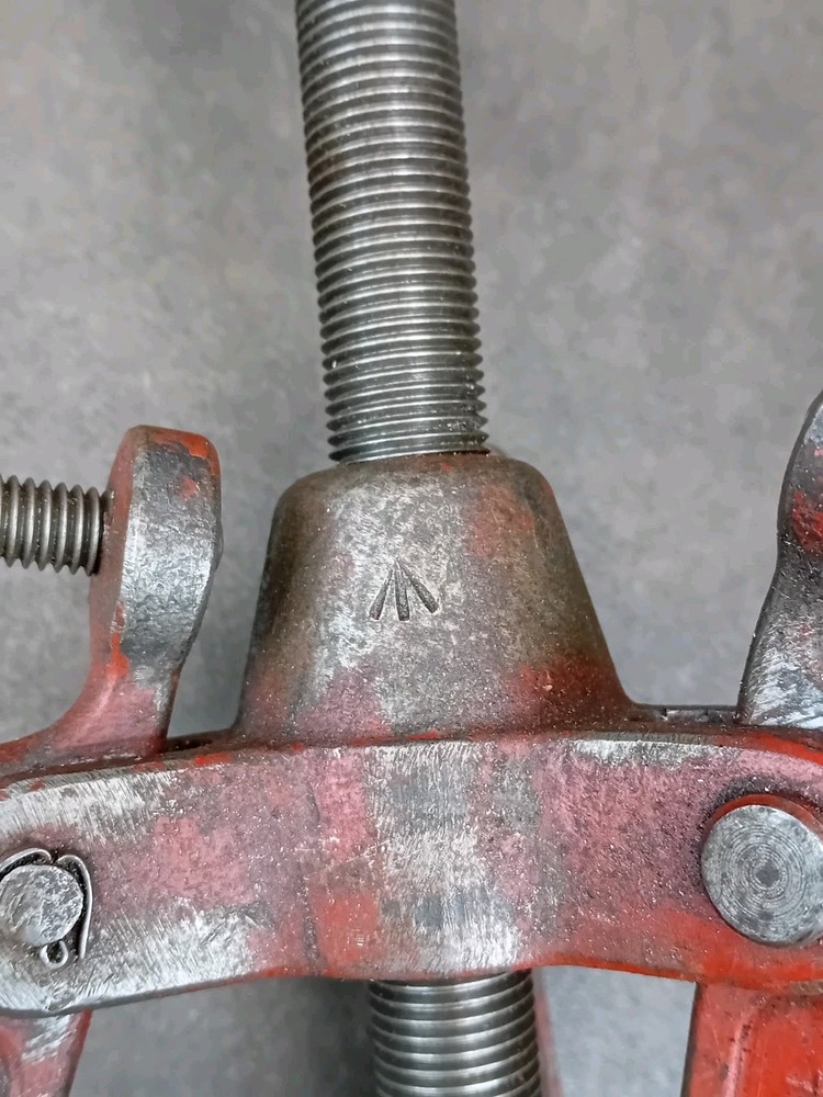 3 Bearing Pullers