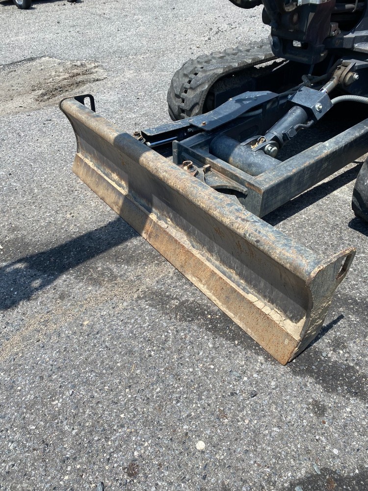 KUBOTA Kx033-4