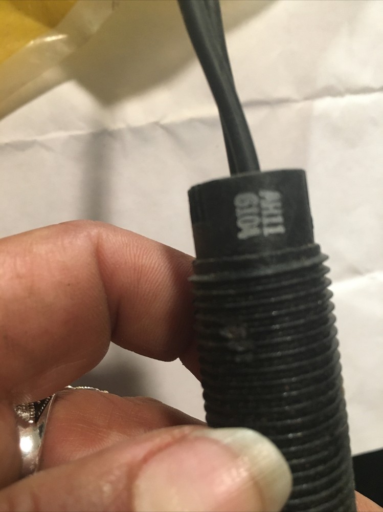 John Deere Original Equipment Sensor #AH116104