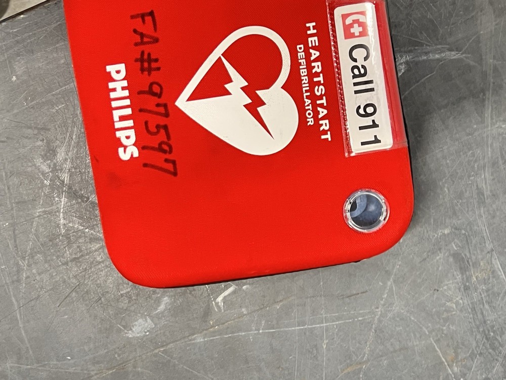 Philips HeartStart Onsite AED, Pads, Working, No Battery