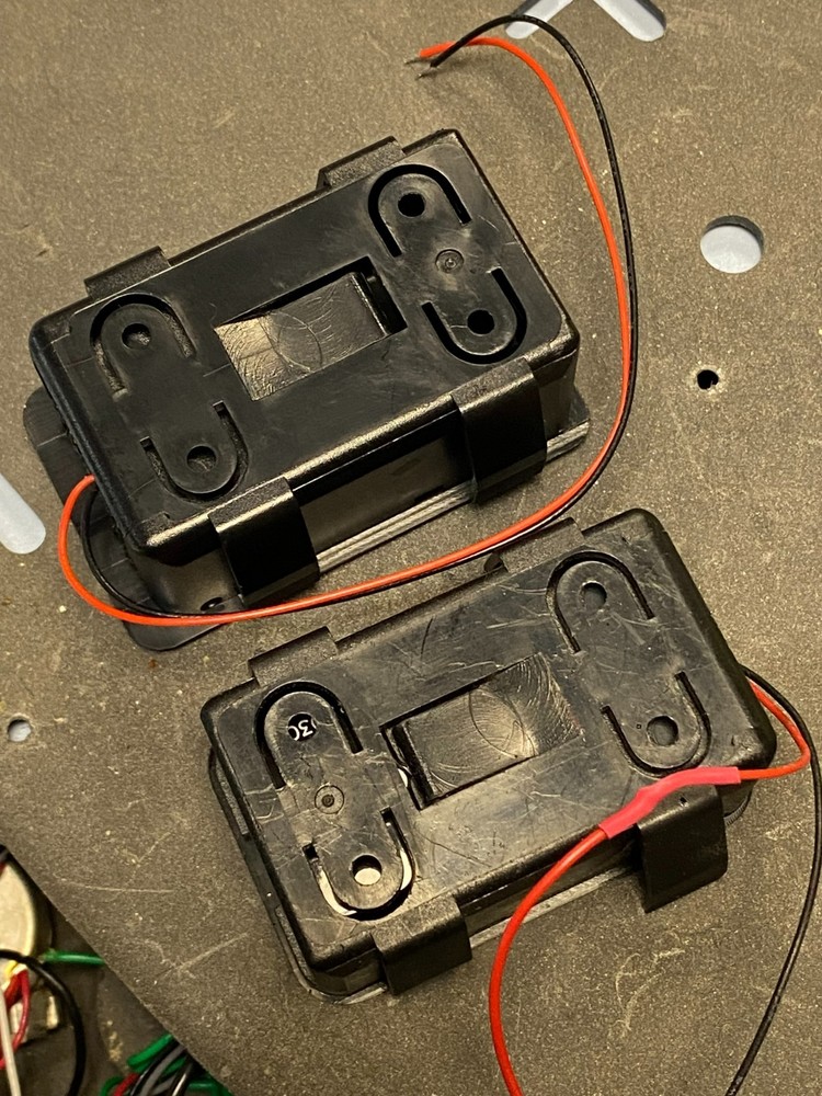 Parker Guitar Battery Box