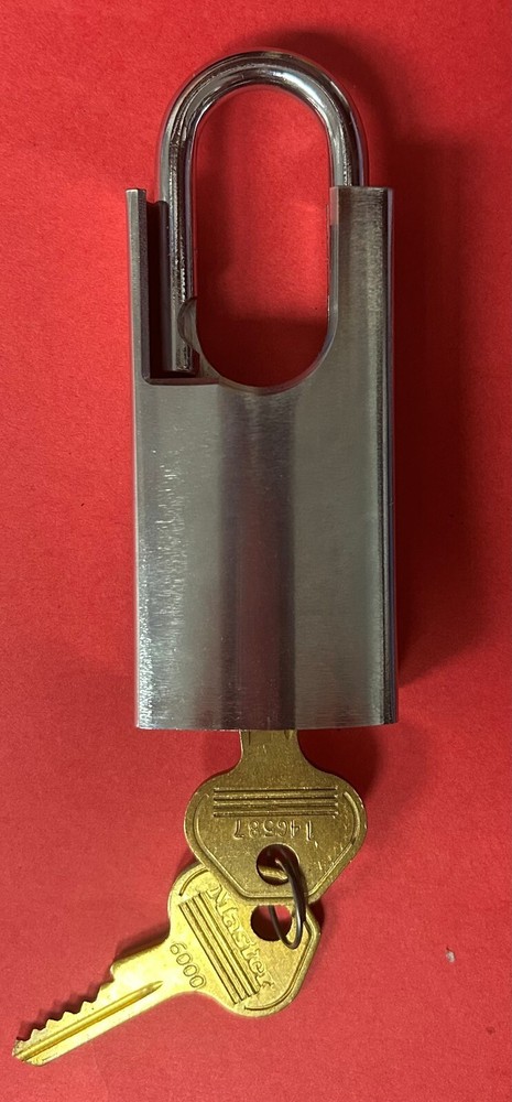 Master Lock 7035 Shrouded Padlock Keyed Alike (NIB)
