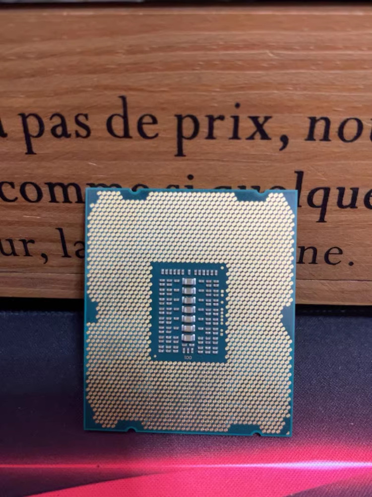 Intel Xeon E5-1680 V2 LGA-2011 Server CPU Processor 3.00 GHz 8 Core SR1MJ 1680v2
