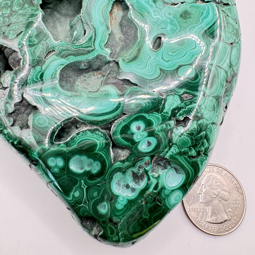 674 Grams Malachite Polished Tight Pattern Great Shape And Quality For Display