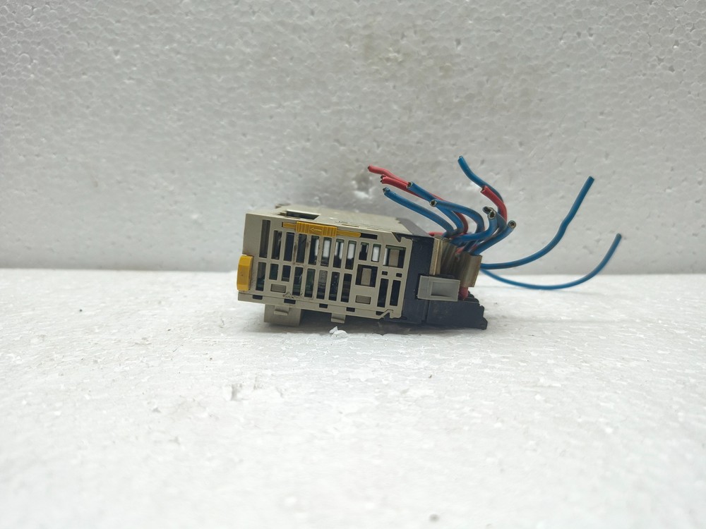 OMRON CJ1W-TC002 TEMPERATURE CONTROL UNIT