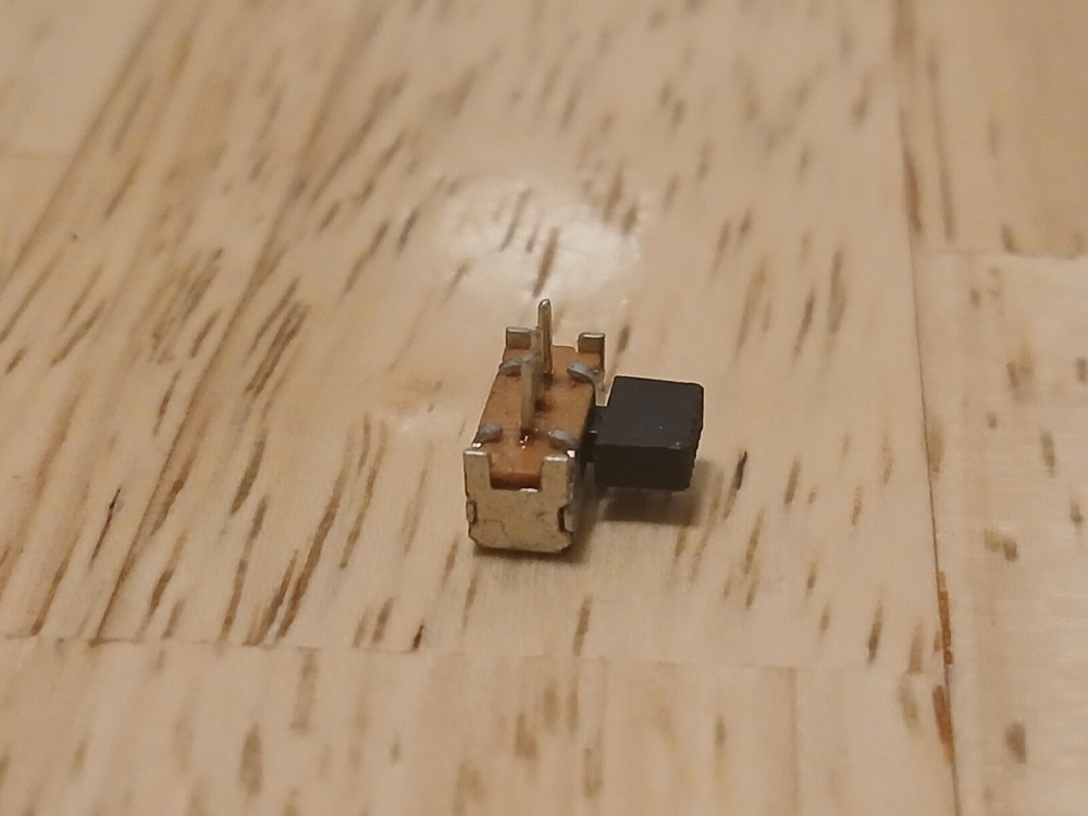 25 Pieces SPDT PC Mount Right Angle Tiny Slide Switch New Open Box Unused