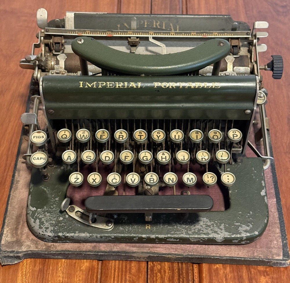 Rare ANTIQUE Imperial Model D Typewriter