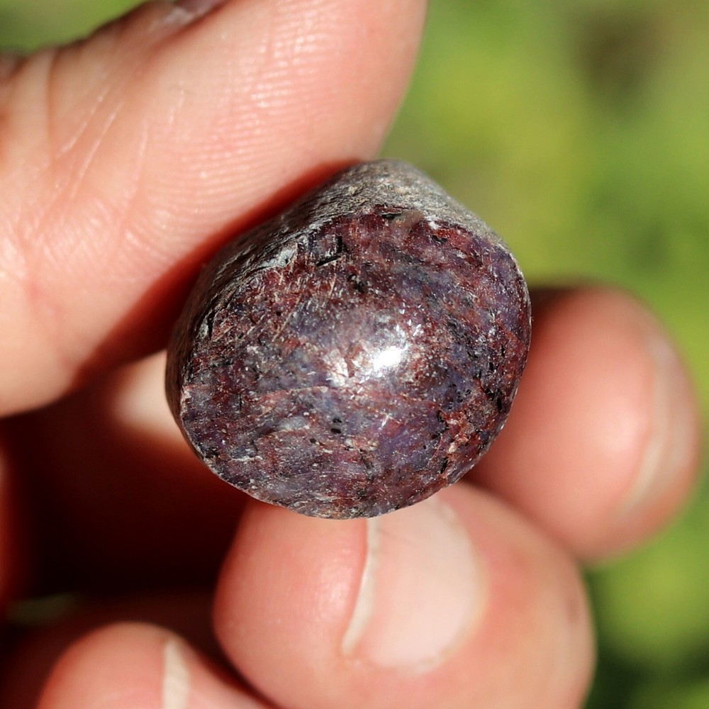 Fluorescent "Star" Ruby, Red Corundum from India (RUB31)