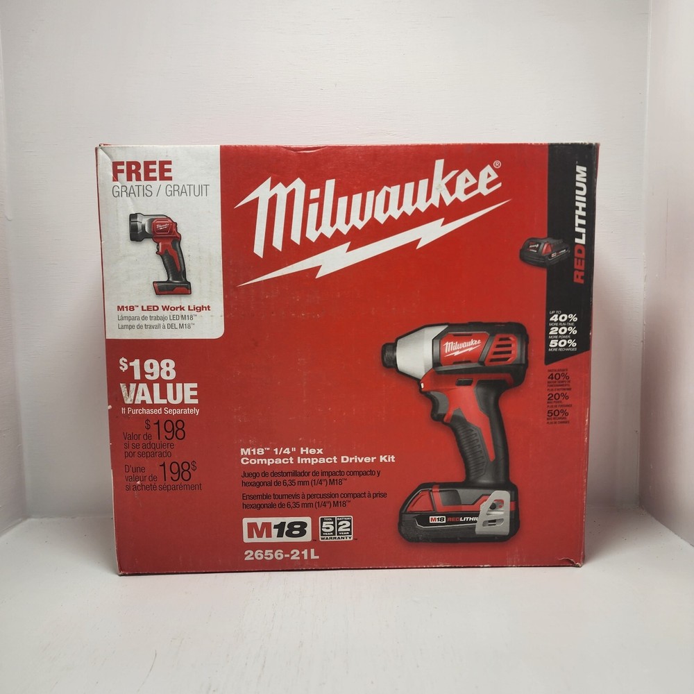 Milwaukee M18 18V Lithium-Ion Cordless Impact Driver / Work light Kit