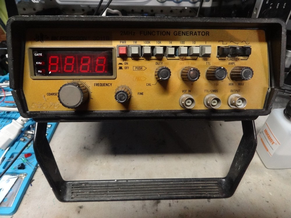 BK Precision 3011B 2MHz Function Generator-works