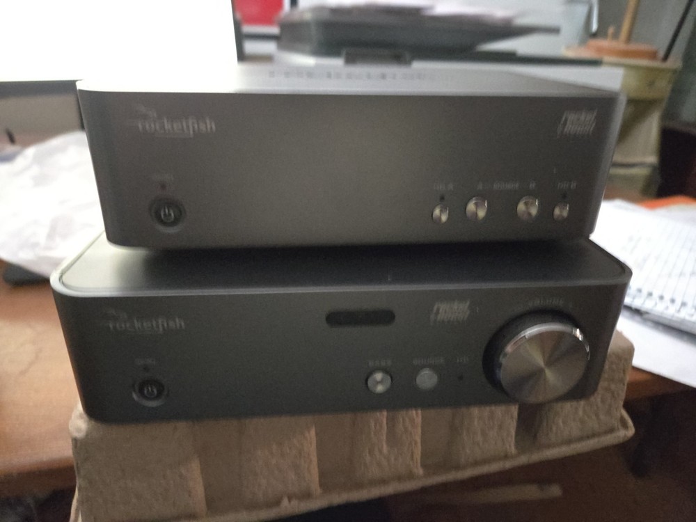 Rocketfish Rocket Boost RFRBKIT Wireless HD universal Audio Starter Kit Open Box