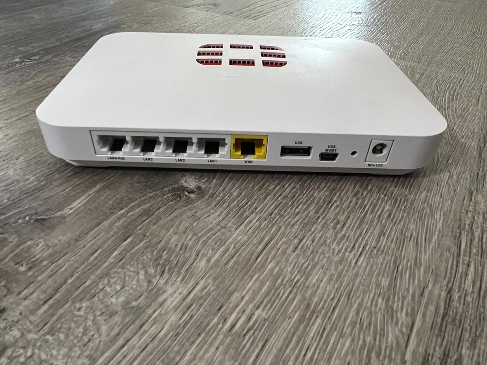 Firewall Fortinet Fortigate FG-30D Network Security Appliance