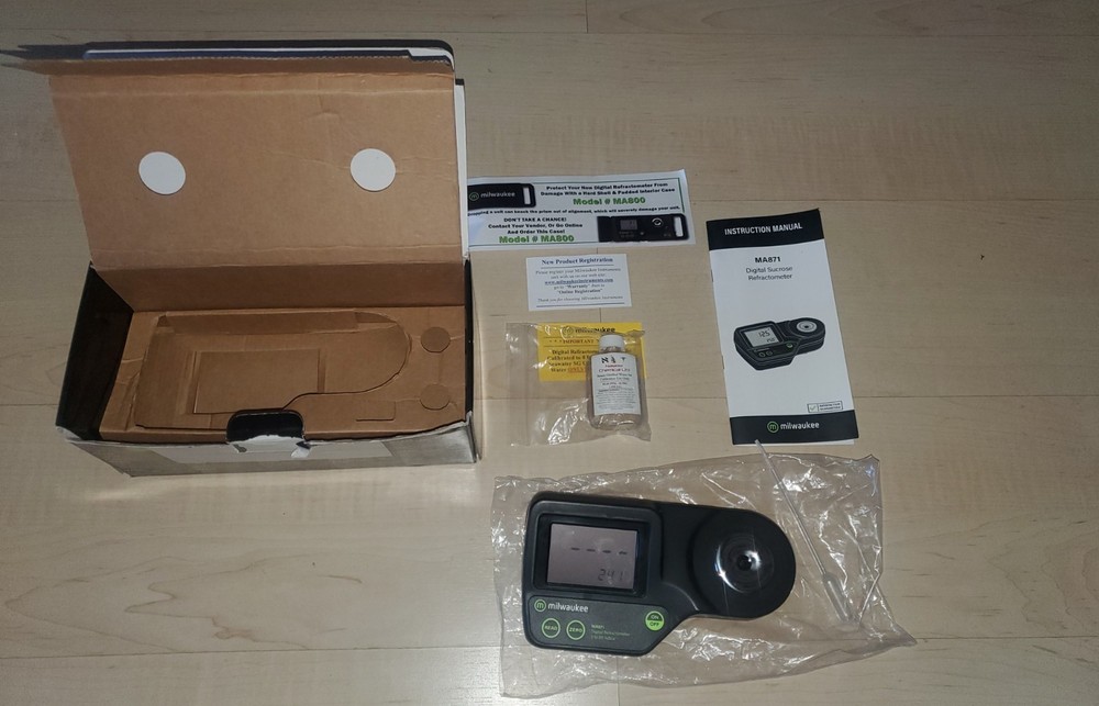 Milwaukee Digital Brix MA871 Refractometer