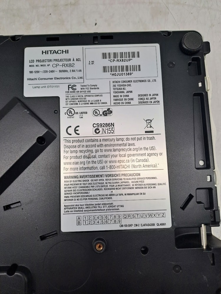 Hitachi CP-RX82 3LCD Projector