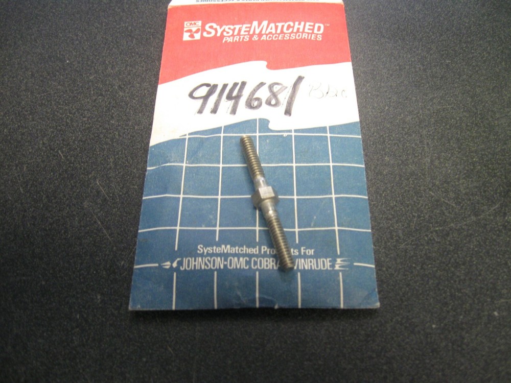 Johnson Evinrude OMC 0914681 Stud JO102