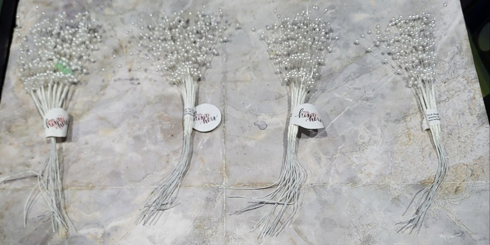 Pearl Sticks 15 per pack White