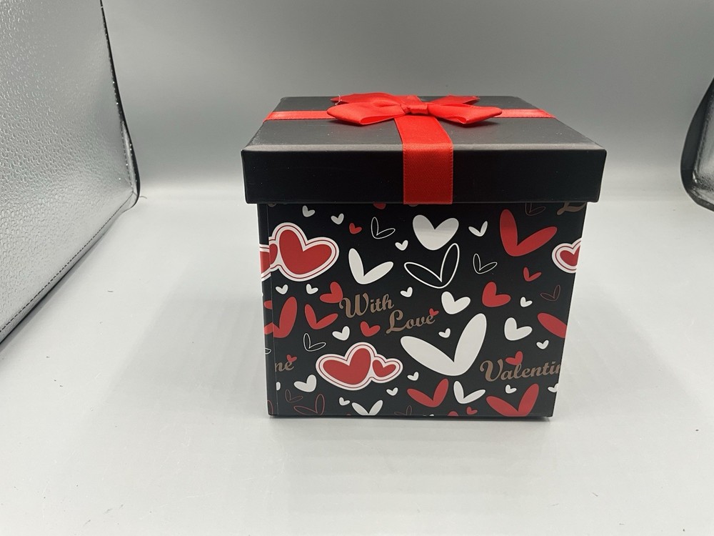 4 Pcs Valentines Nesting Gift Boxes with Lids Holiday Gift Boxes Assorted Siz...