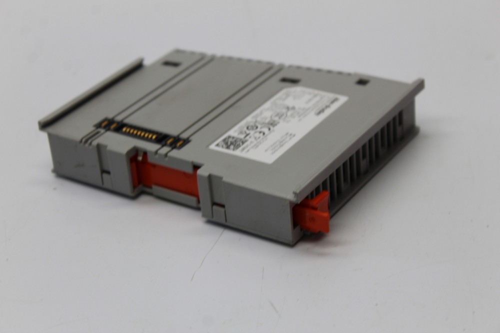 ALLEN BRADLEY 5069-0B16 SER.B OUTPUT MODULE UNMP.